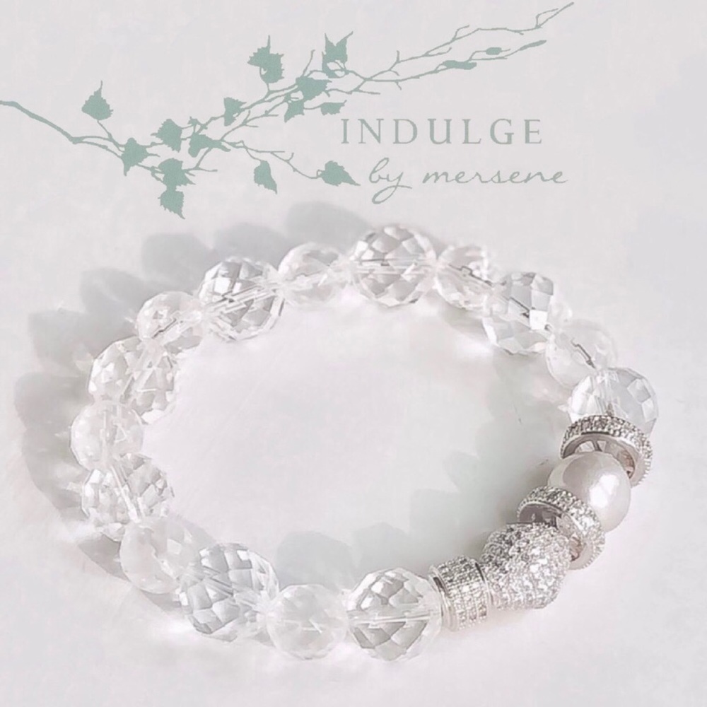 Pave Cubic Zirconia, Pearl, Heavyweight Crystal, & Silver Stretch Bracelet